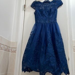 Beautiful lace dress!